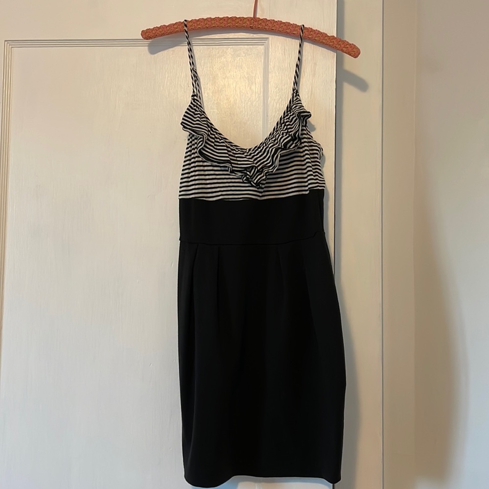 Forever 21 | black and white striped dress